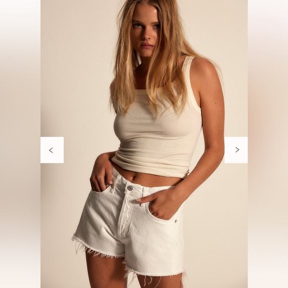 Agolde Pants - Agolde Marshmallow Parker shorts.